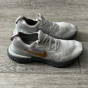 Women’s Nike Flyknit 2 Epic React size 7.5